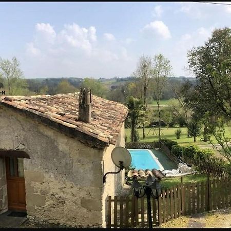 Les Gites Du Hameau Avec Piscine Castelnau-sur-Gupie Dış mekan fotoğraf