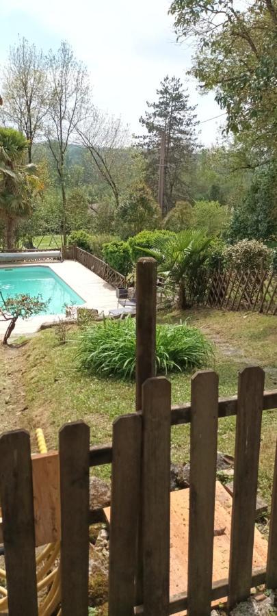 Les Gites Du Hameau Avec Piscine Castelnau-sur-Gupie Dış mekan fotoğraf